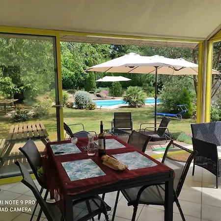 Holiday home Decastela Thiviers